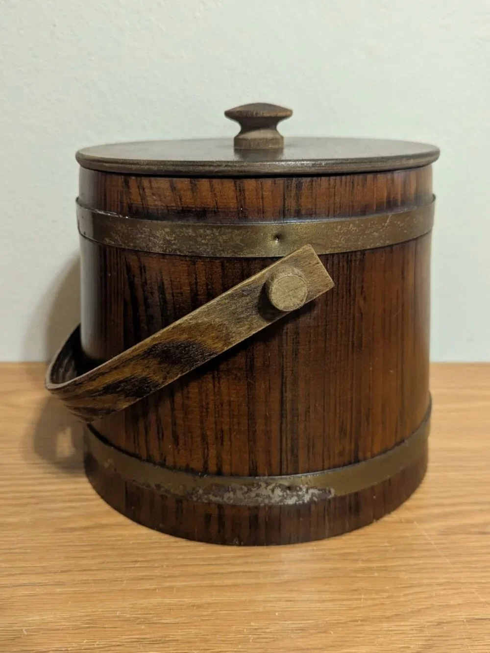 VTG Baskettville Putney Wood Ice Bucket Barrel